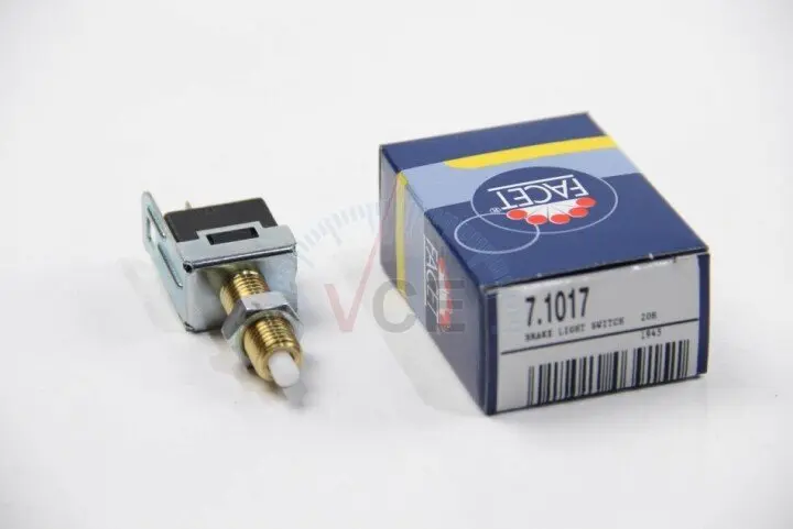 Фото 1 - Выключатель фонаря сигнала торможения; выключатель, привод сцепления (tempomat) FACET 7.1017 Выключатель фонаря сигнала торможения; выключатель, привод сцепления (tempomat) FACET 7.1017 (фото 1)