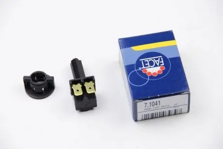 Выключатель фонаря сигнала торможения FACET 7.1041