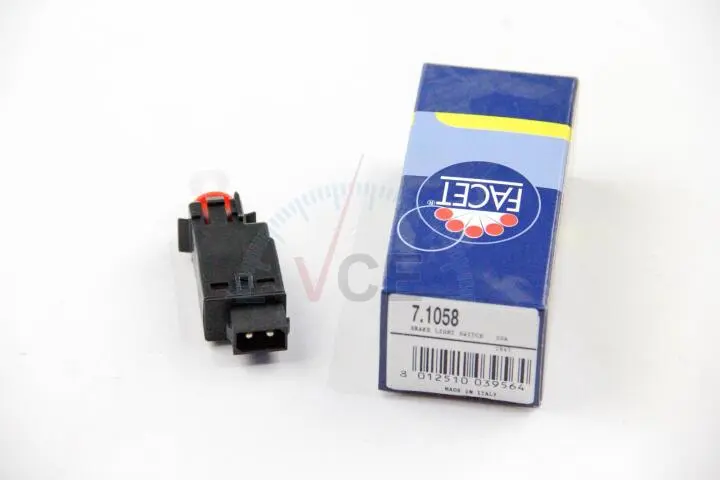 Выключатель фонаря сигнала торможения FACET 7.1058 (фото 1)