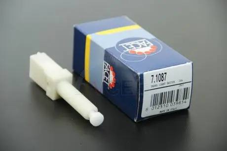 Вимикач ліхтаря сигналу гальмування FACET 7.1087