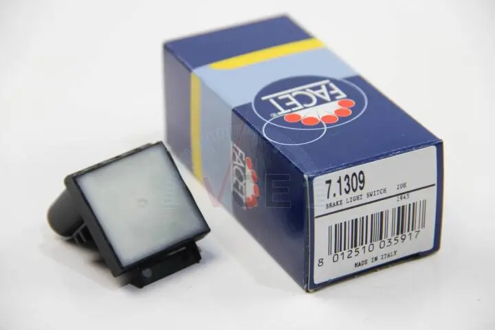 Выключатель, привод сцепления (tempomat) FACET 7.1309 (фото 1)