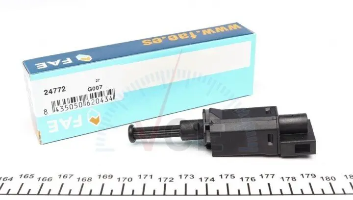 Вимикач, привід зчеплення (tempomat) FAE 24772 (фото 1)