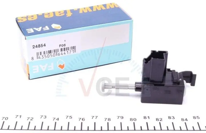 Фото 1 - Вимикач, привід зчеплення (tempomat) FAE 24854 Вимикач, привід зчеплення (tempomat) FAE 24854 (фото 1)