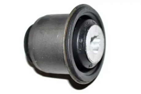 Сайлентблок рычага переднего NISSAN Kubistar 03-08,KUBISTAR фургон 03-;RENAULT Clio II 98-05,Kangoo 97-07 Fast FT18511