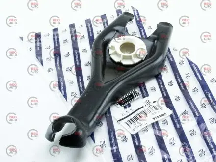 Вилка сцепления Fast FT62481