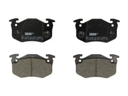 Комплект тормозных колодок, дисковый тормоз FERODO FDB558