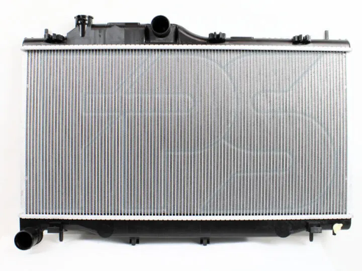 Радиатор охлаждения FPS FP 67 A894 (фото 1)