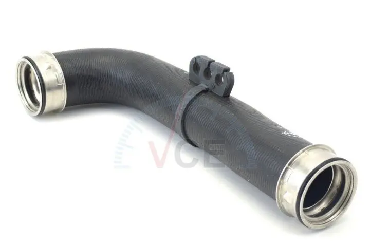 Фото 1 - Трубка нагнетаемого воздуха GATES 09-0216 Трубка нагнетаемого воздуха GATES 09-0216 (фото 1)