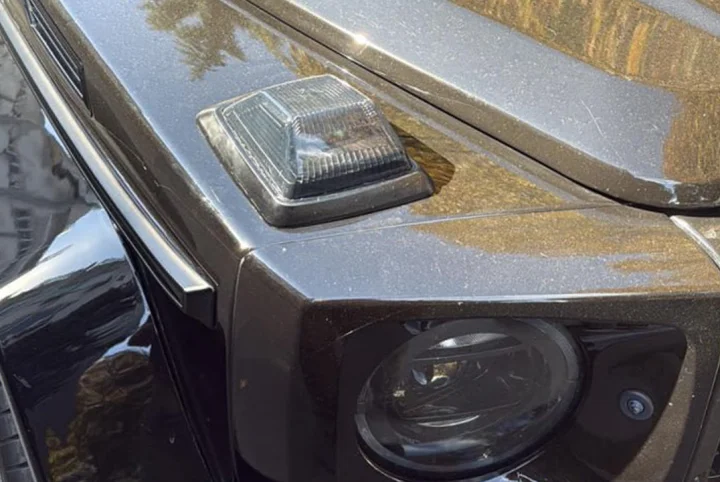 Поворотники на капот w464-black v2 (2 шт) mercedes g сlass w463 1990-2018 гг. GBT W463-SHI-TURN (фото 1)