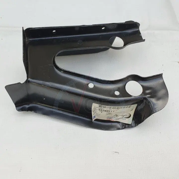 Фото 1 - Кронштейн нижней балки правый на lacetti для балок General Motors 93742511 Кронштейн нижней балки правый на lacetti для балок General Motors 93742511 (фото 1)