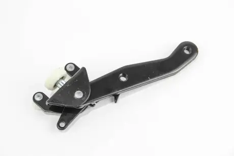 Ролик сдвижной двери (нижний/спереди) T5 03- (с кроншт.) GOODREM RM8019