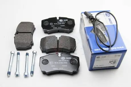 Комплект тормозных колодок, дисковый тормоз HELLA 8DB 355 005-421