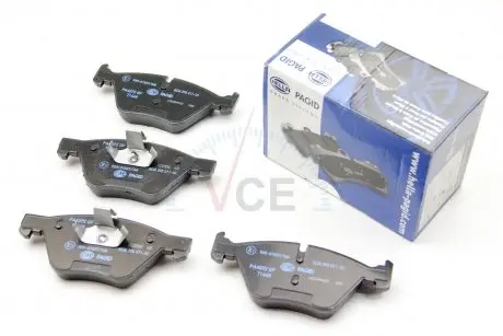 Комплект тормозных колодок, дисковый тормоз HELLA 8DB 355 011-321