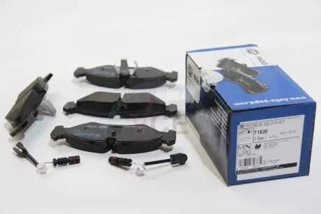 Комплект тормозных колодок, дисковый тормоз HELLA 8DB 355 014-421