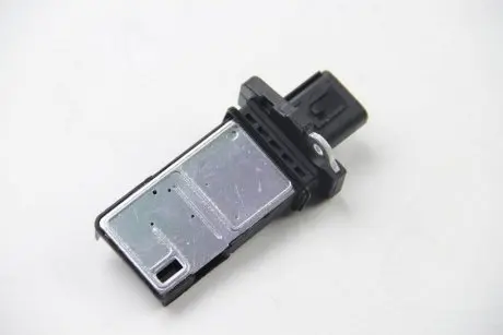 Расходомер воздуха HELLA 8ET 009 142-581