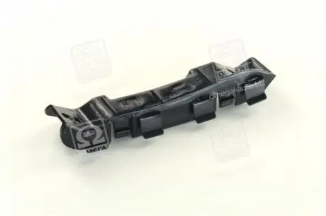 Кронштейн переднего бампера. Kia/Hyundai/MOBIS 865171H000