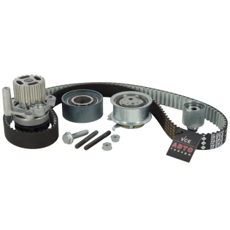 Водяной насос + комплект зубчатого ремня INA 530 0405 30