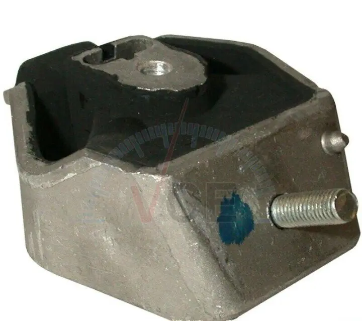 Опора двигателя JP GROUP 1132401100 (фото 1)