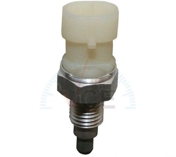 Фото 1 - Выключатель, фара заднего хода JP GROUP 1296600100 Выключатель, фара заднего хода JP GROUP 1296600100 (фото 1)