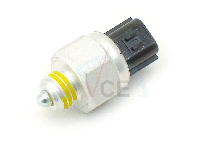 Датчик включения фонарей заднего хода HYUNDAI Accent 10-14, H-1 04-08, i-10 10-13, i-20 08-14, i-3 Kia/Hyundai/MOBIS 93860-49600 (фото 1)