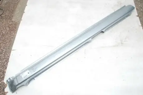 Бічний поріг KLOKKERHOLM 5039012