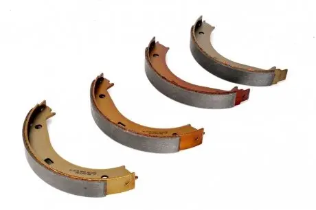 Комплект тормозных колодок, стояночная тормозная система. LPR 04690