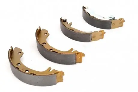 Комплект тормозных колодок LPR 05040