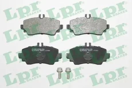 Комплект тормозных колодок, дисковый тормоз LPR 05P671