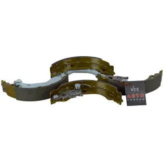 Тормозные колодки задние барабанные Fiat Brava 95-01, Bravo 95-01, Punto I 93-99 LPR 07080