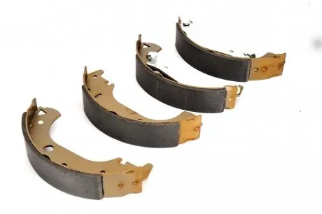 Комплект тормозных колодок LPR 07810