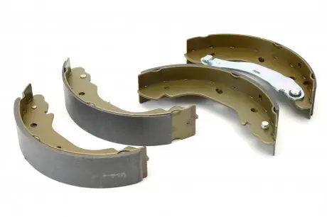 Комплект тормозных колодок LPR 08580