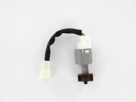 Вимикач ліхтаря сигналу гальмування LUCAS SMB860