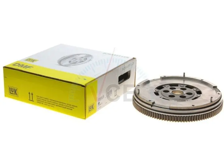 Маховик заменен с LUK 415 0936 10 (фото 1)