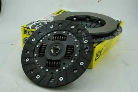 Комплект сцепления LUK 621 3042 09