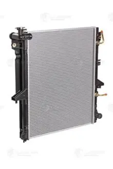 Радиатор охлаждения mitsubishi l200 (06-)/pajero sport (08-) 3.0i/3.2d at LUZAR LRc 11152