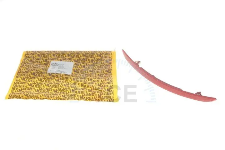Светоотражатель бампера (заднего) fiat 500x 14-(r) MAGNETI MARELLI 715106088000 (фото 1)