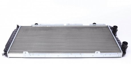 Радиатор, охлаждение двигателя MAHLE CR 34 000S (фото 1)