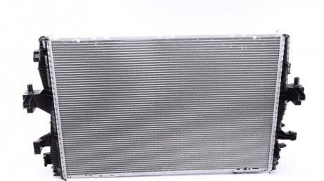Радиатор, охлаждение двигателя MAHLE CR 585 000P (фото 1)