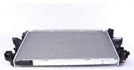 Радиатор, охлаждение двигателя MAHLE CR 585 000S (фото 1)