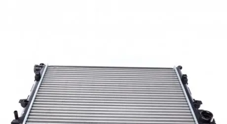 Радиатор, охлаждение двигателя MAHLE CR 592 000P