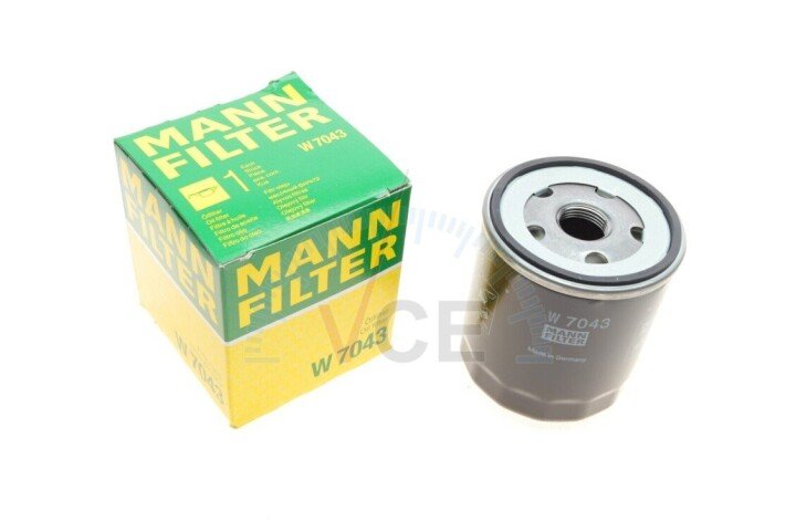 Масляный фильтр MANN-FILTER W 7043 (фото 1)