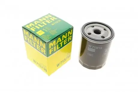 Масляный фильтр MANN-FILTER W 713/19