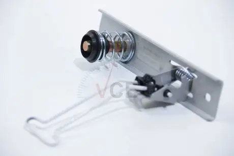 Замок капота renaul trafic / opel vivaro (01-) Metalcaucho 43548