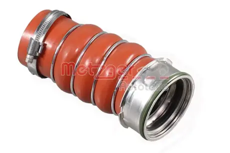 Патрубок интеркулера bmw x5 /x6 06-10 m57 d30 METZGER 2400956