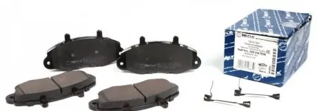 Комплект тормозных колодок, дисковый тормоз MEYLE 025 214 7018
