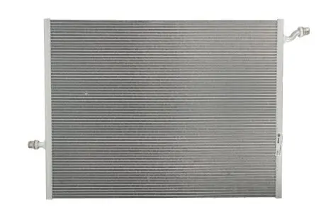 Радиатор охлаждения Nissens 606497