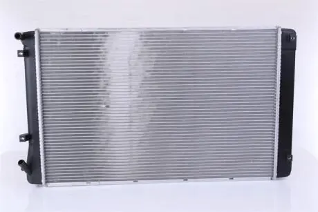Радиатор двигателя Nissens 606608