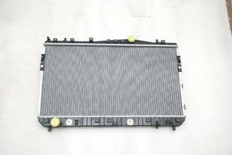 Радиатор охлаждение двигателя Nissens 61634 (фото 1)
