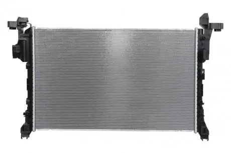 Радиатор, охлаждение двигателя Nissens 630792