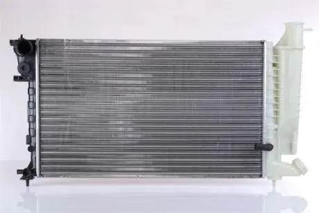 Радиатор, охлаждение двигателя Nissens 63578A